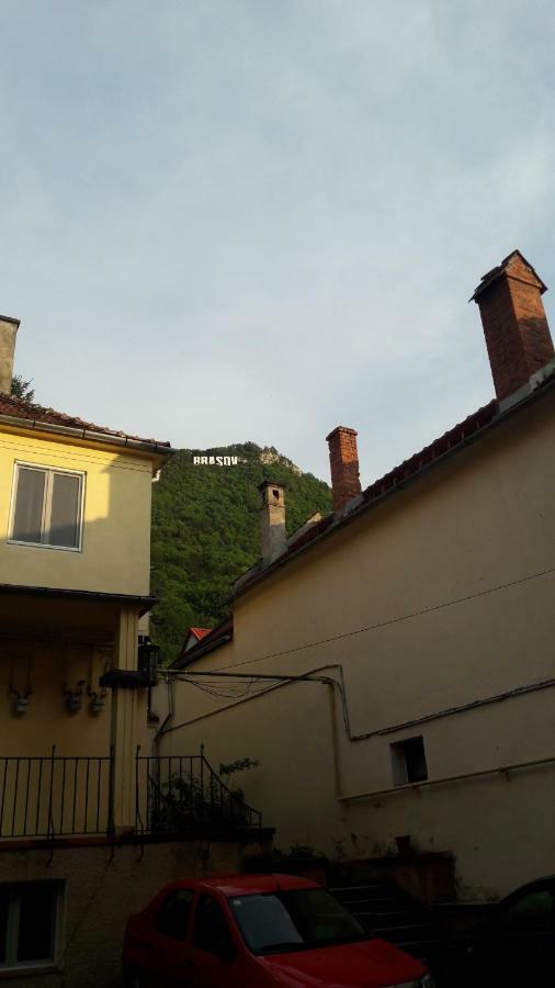 Castelului 2 * Braşov